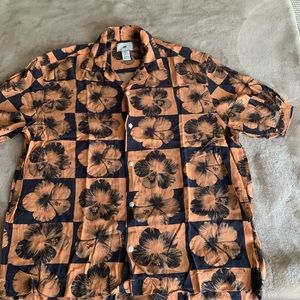 👕 camisa  para hombre H&M talla M estampado floral